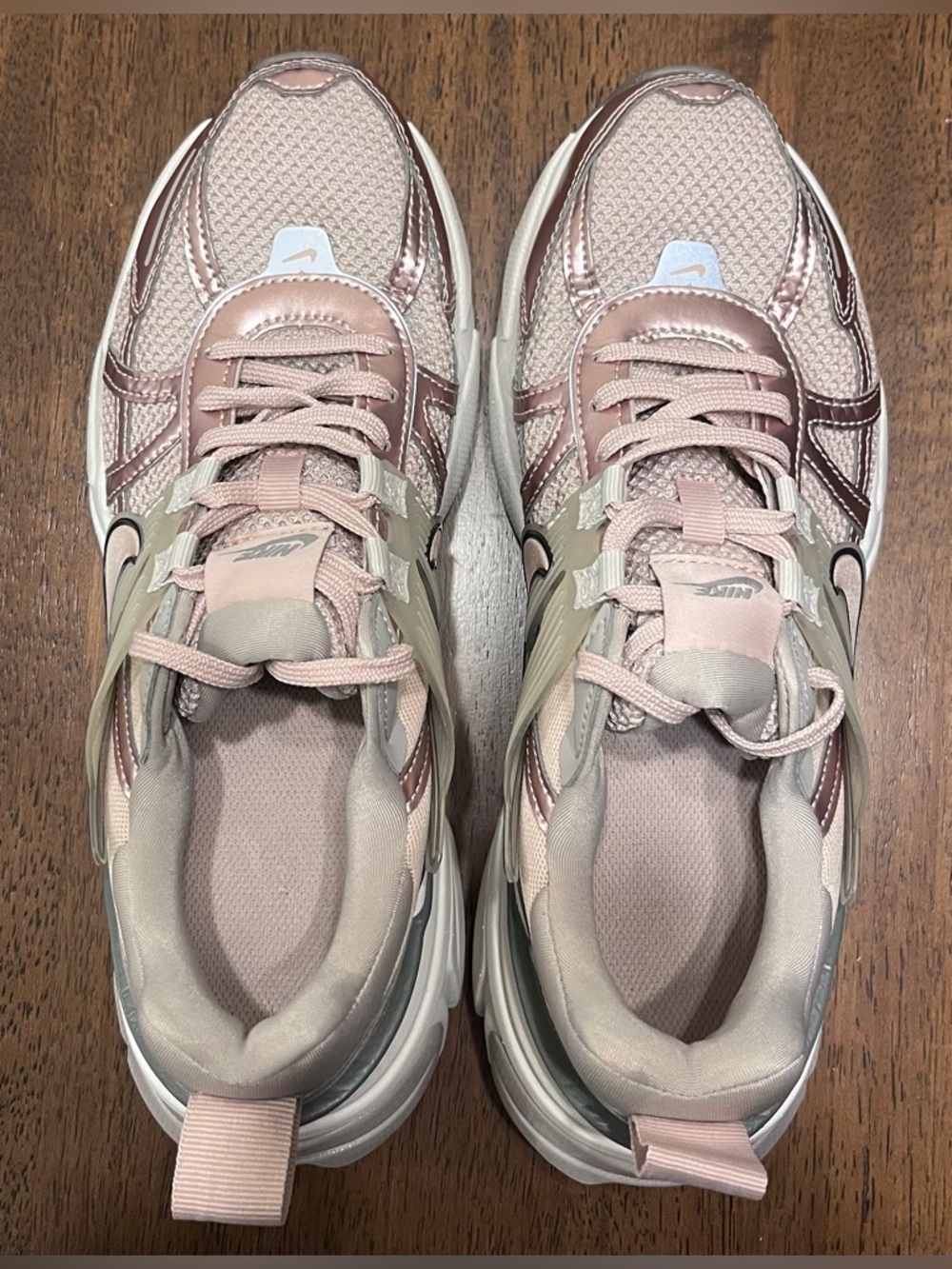 Nike V2K Run Women's Shoes with Reflective Accents, Particle Beige, Sz 9 - Picture 3 of 8